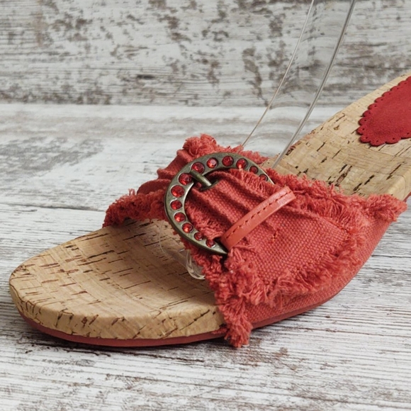 Kenneth Cole Reaction FAB-ULOUS Ruby Slide 9M - Picture 6 of 16